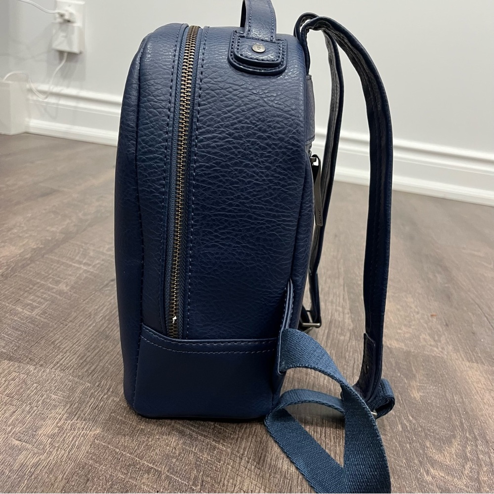 OLLY BACKPACK DWELL COLLECTION - WOMEN'S - Picture 4 of 8